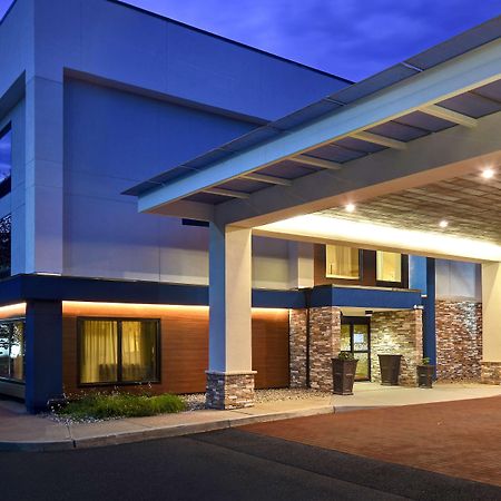 Hampton Inn Уайт-Ривер-Джанкшн Экстерьер фото