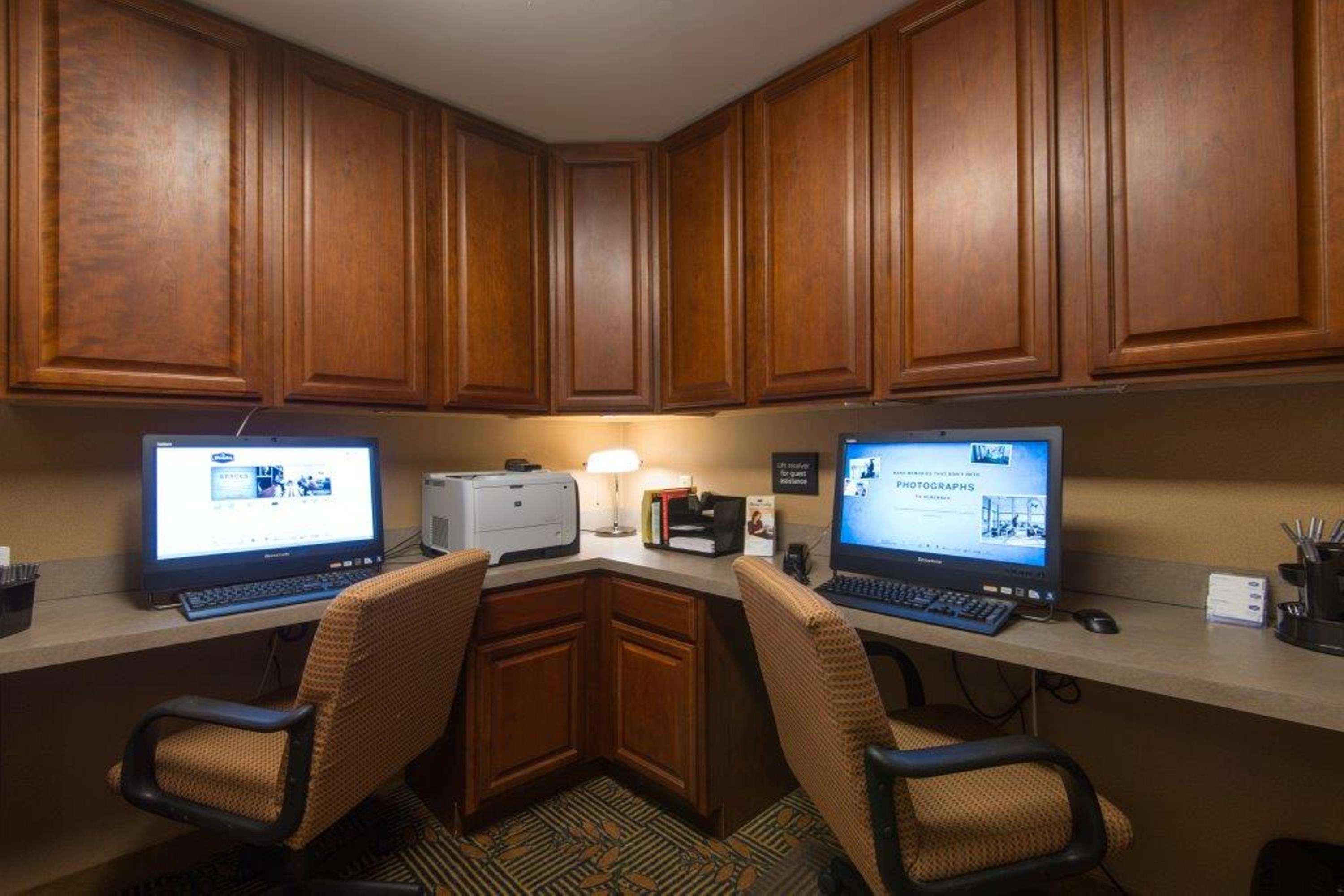 Hampton Inn Уайт-Ривер-Джанкшн Экстерьер фото
