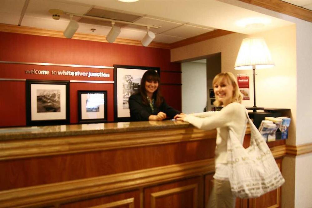 Hampton Inn Уайт-Ривер-Джанкшн Интерьер фото