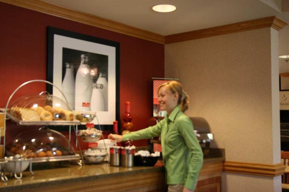 Hampton Inn Уайт-Ривер-Джанкшн Ресторан фото