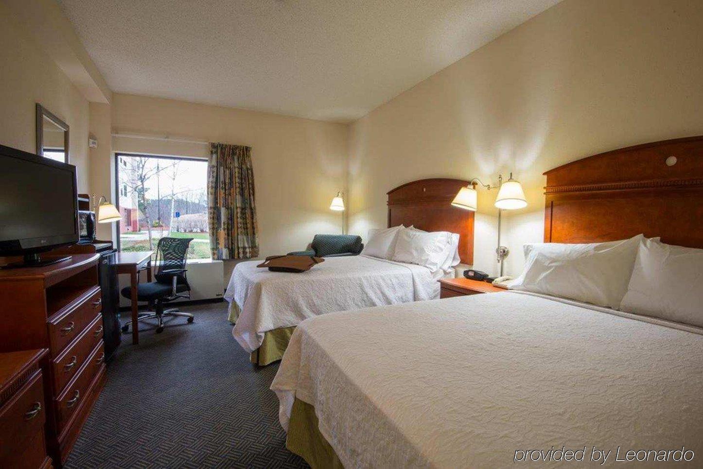 Hampton Inn Уайт-Ривер-Джанкшн Экстерьер фото